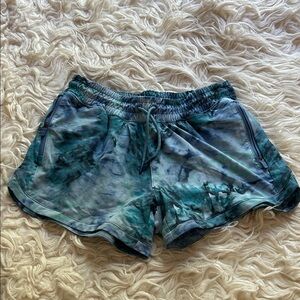 Athleta Green Tie-Dye Women's Athletic Shorts